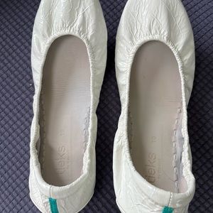 White crocs Tieks size 10